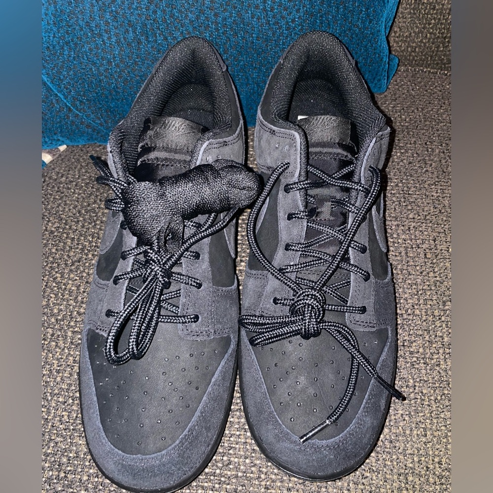 NIKE DUNK LOW RETRO SE Triple Black